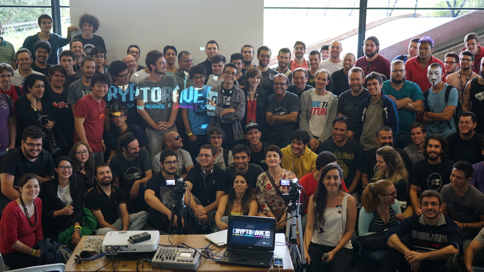 Official picture of CryptoRave 2015, with organizers, activists and guests. (Actantes)